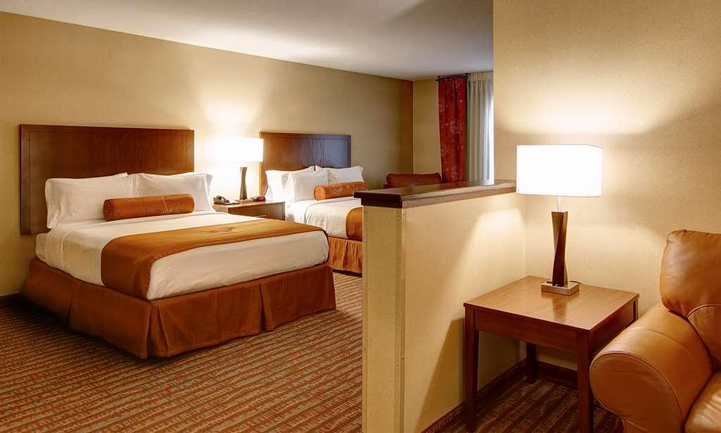 Phoenix Inn Suites Albany Oda fotoğraf