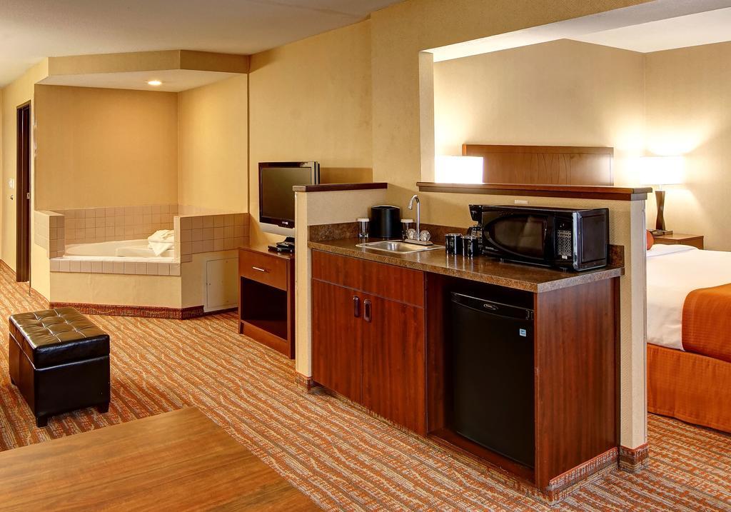Phoenix Inn Suites Albany Dış mekan fotoğraf